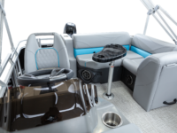 LE-19-RS-EXT_LegendBoats395A2878