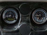 Q_21-RSS_WhiteMetallic_Legend-Boats395A3664