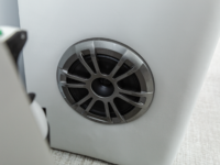 Q_21-RSS_WhiteMetallic_Legend-Boats395A3719