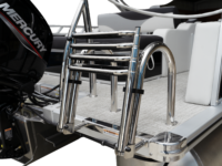 Q23CRL_WhiteMetallicSport_CRL_LegendBoatsDSC02403