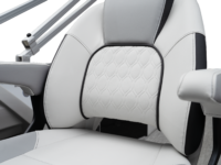 Q23CRL_WhiteMetallicSport_CRL_LegendBoatsDSC02494