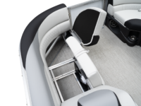 Q23CRL_WhiteMetallicSport_CRL_LegendBoatsDSC02574