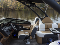 25_Elegans_Elite_Windshield_Vetta_Lifestyle_IL_7154