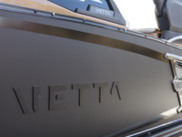 25_Elegans_Elite_Windshield_Vetta_Lifestyle_IL_8575