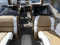 25_Elegans_Elite_Windshield_Vetta_Lifestyle_IL_8619