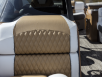 25_Elegans_Elite_Windshield_Vetta_Lifestyle_IL_8626