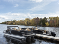 25_Elegans_Elite_Windshield_Vetta_Lifestyle_IL_8638_extended