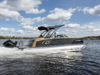 25_Elegans_Elite_Windshield_Vetta_Lifestyle_IL_9344