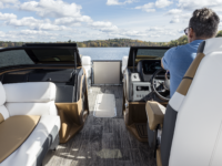 25_Elegans_Elite_Windshield_Vetta_Lifestyle_IL_9801 2