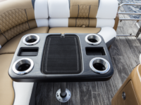 25_Elegans_Elite_Windshield_Vetta_Lifestyle_IL_9986