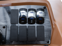 LE_21_QL_Premium_Legendboats395A5186