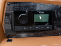 LE_21_QL_Premium_Legendboats395A5194