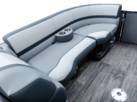 Levata_23-QLS_Windshield_Vetta395A4711