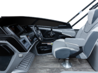 Levata_23-QLS_Windshield_Vetta395A4787