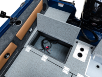 17XT_Sapphire_Legendboats395A5768