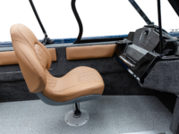 17XT_Sapphire_Legendboats395A5795