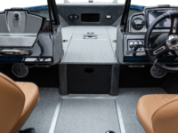 17XT_Sapphire_Legendboats395A5842