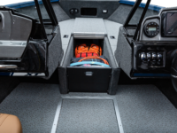 17XT_Sapphire_Legendboats395A5849_Edited