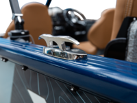 17XT_Sapphire_Legendboats395A5710