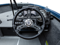 17XT_Sapphire_Legendboats395A5789