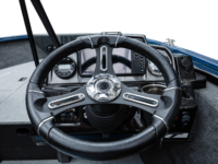 17XT_Sapphire_Legendboats395A5811