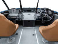 17XT_Sapphire_Legendboats395A5843