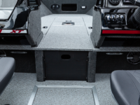 18XT_Chili_Pepper_Red_Legendboats395A6068