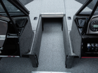 18XT_Chili_Pepper_Red_Legendboats395A6090