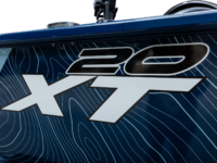 20_XT_SapphireBlue_LegendBoats395A9399