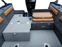 20_XT_SapphireBlue_LegendBoats395A9457