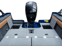 20_XT_SapphireBlue_LegendBoats395A9467