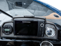 20_XT_SapphireBlue_LegendBoats395A9512