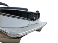 Q_21_C_WhiteMetallicLegendboats395A4896