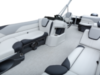 Q_21_C_WhiteMetallicLegendboats395A4965