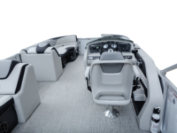 Q_21_CSport_WhiteMetallicLegendboats395A4954