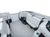 Q_21_CSport_WhiteMetallicLegendboats395A4971