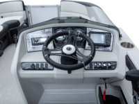 Q_21_CSport_WhiteMetallicLegendboats395A4999