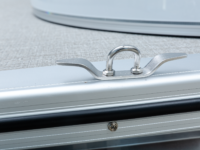 Q23QL_WhiteMetallic-Sport_LegendBoats395A1872