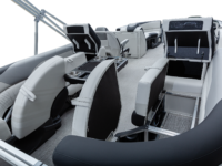 Q23QL_WhiteMetallic-Sport_LegendBoats395A2014
