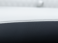 Q23QL_WhiteMetallic-Sport_LegendBoats395A2047
